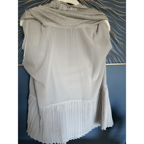 Sioni Women’s Large Sequin Layered Pleat Trim Pullover Sweater Twee Pop Beige - Picture 12 of 12